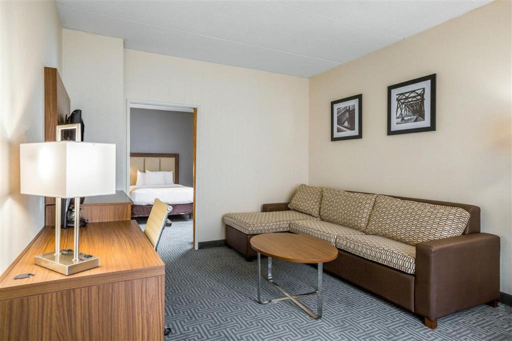 Double Room with Two Double Beds - Accessible/Non-Smoking