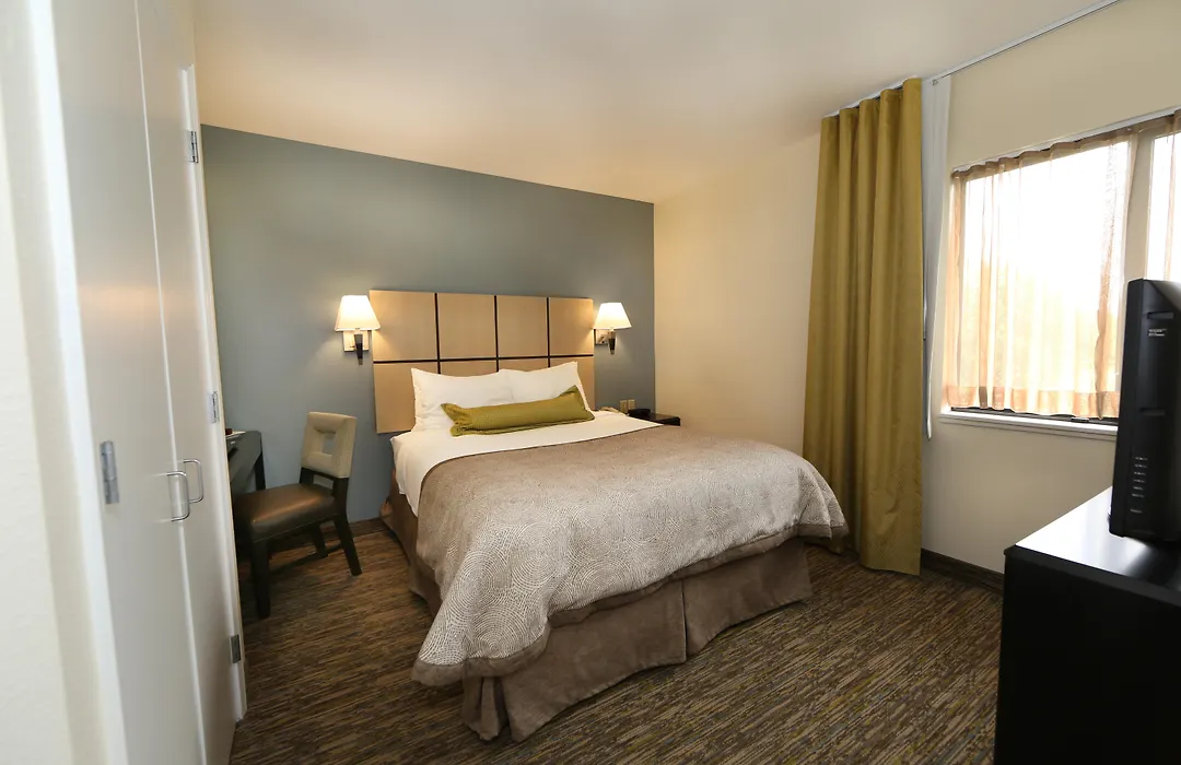Candlewood Suites East Lansing By Ihg-1